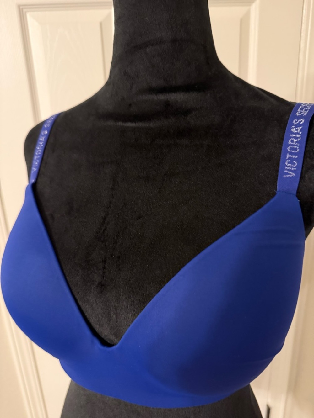 Victoria's Secret Tshirt Lightly Lined Wireless - Royal - Picture 2 of 7